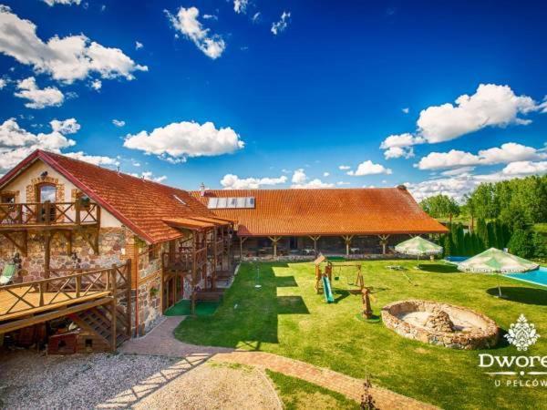 Agroturystyka "Dworek U Pelcow" Рин Екстериор снимка